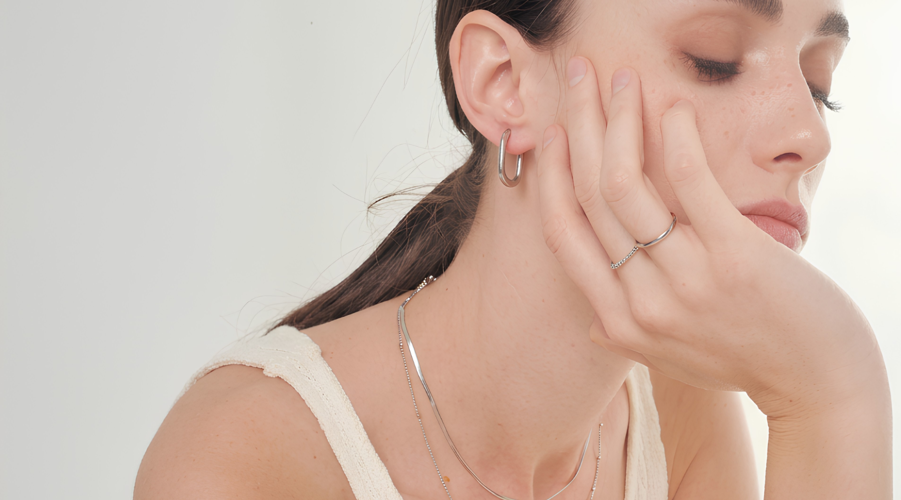 How to Layer Necklaces & Stack Rings: A Minimalist Styling Guide