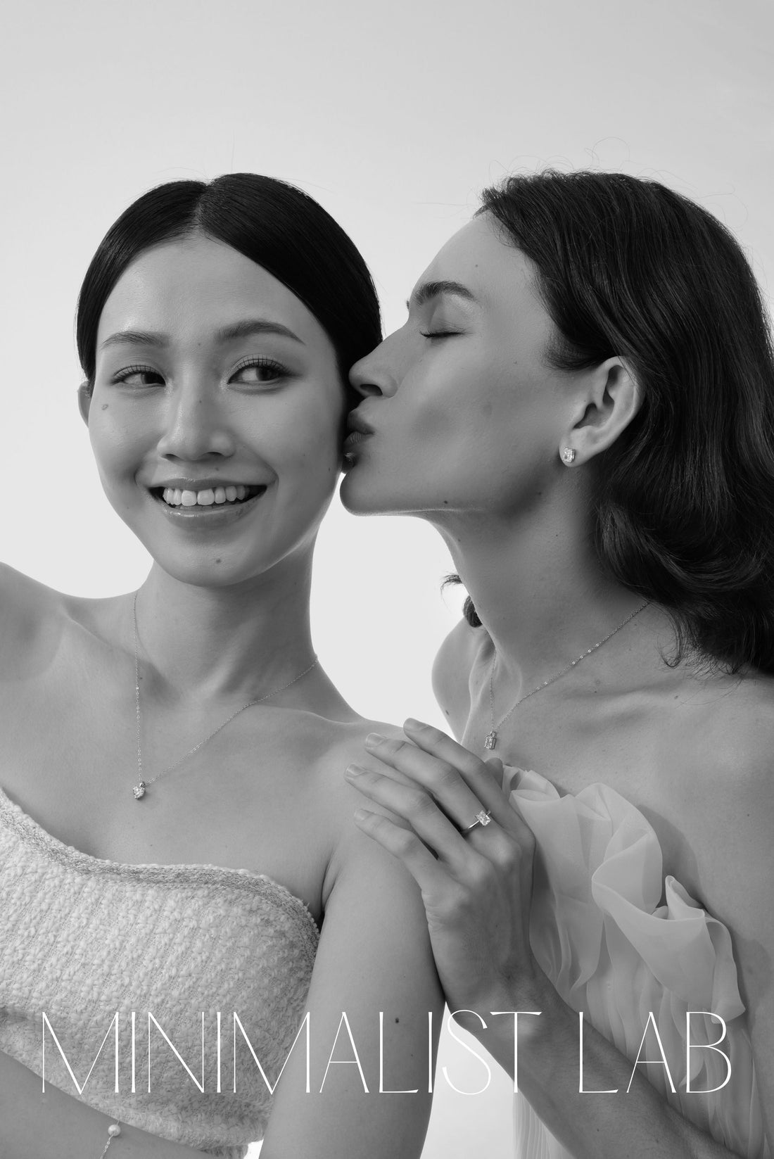 This is Love: Solitaire Series - Minimalist Lab