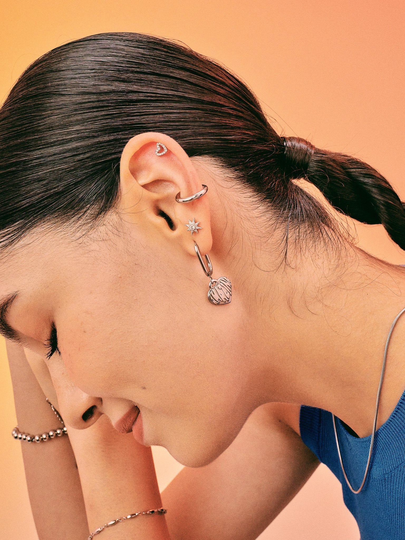 Amazing Hoop Earrings - Minimalist Lab