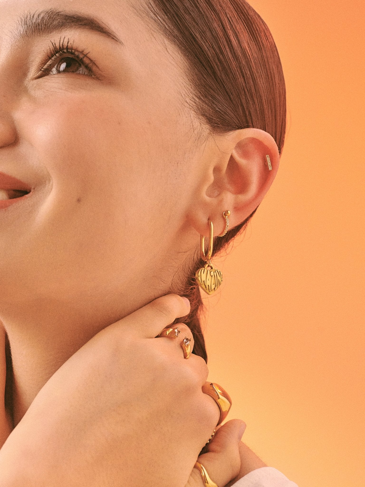 Amazing Hoop Earrings - Minimalist Lab