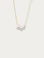 Amoura Pearls Necklace - Minimalist Lab