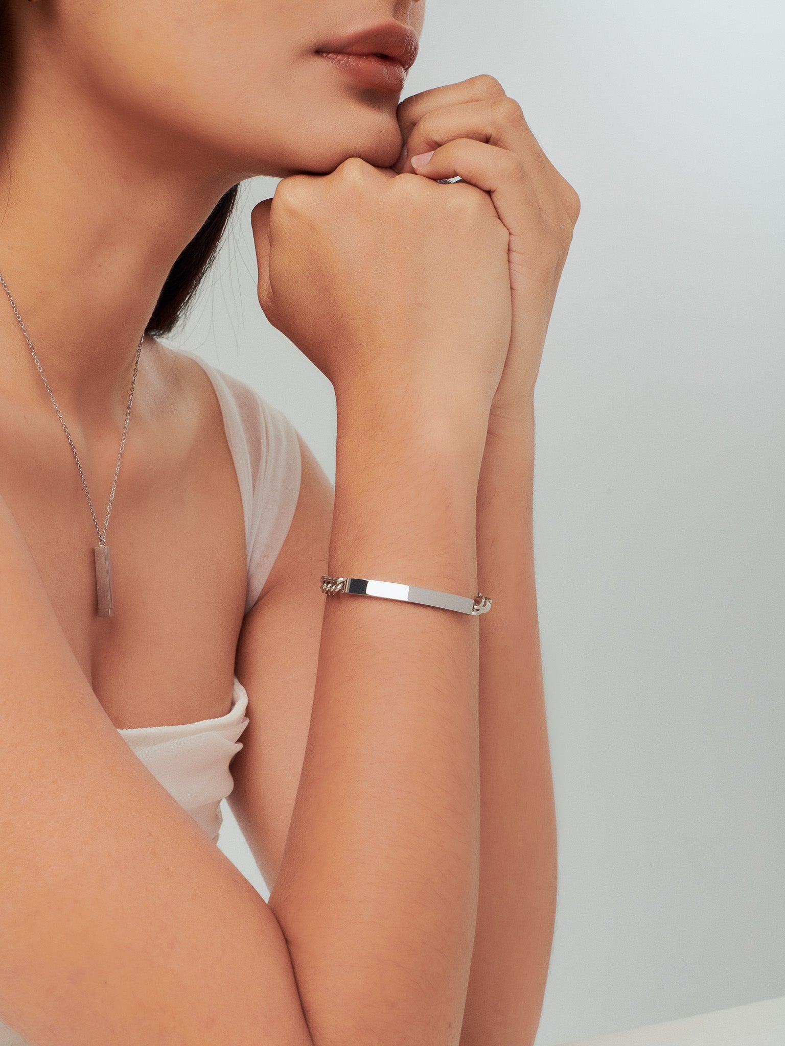 Curb Chain Engravable Plate Bracelet - Minimalist Lab