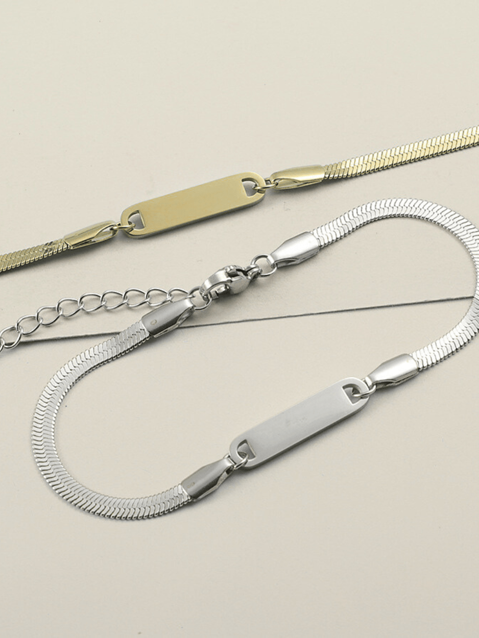 Herringbone Engravable Plate Bracelet - Minimalist Lab