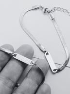 Herringbone Engravable Plate Bracelet - Minimalist Lab