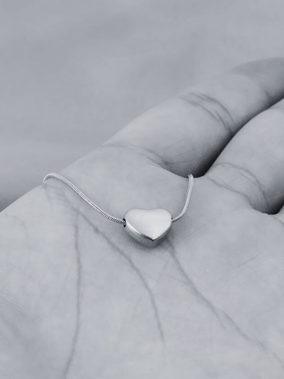 Celeste Dream Heart Engravable Necklace - Minimalist Lab