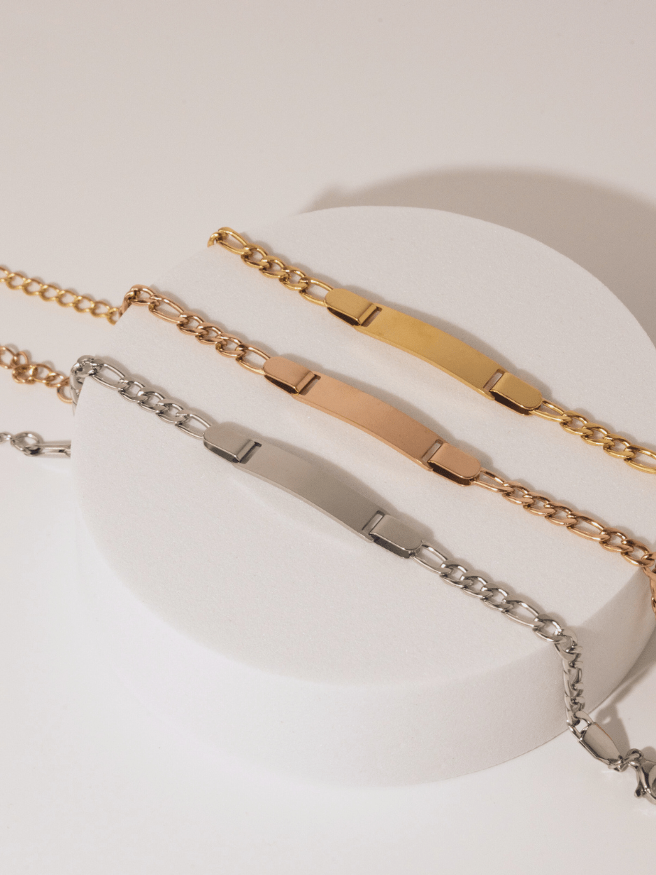Constans Figaro Chain Engravable Plate Bracelet - Minimalist Lab