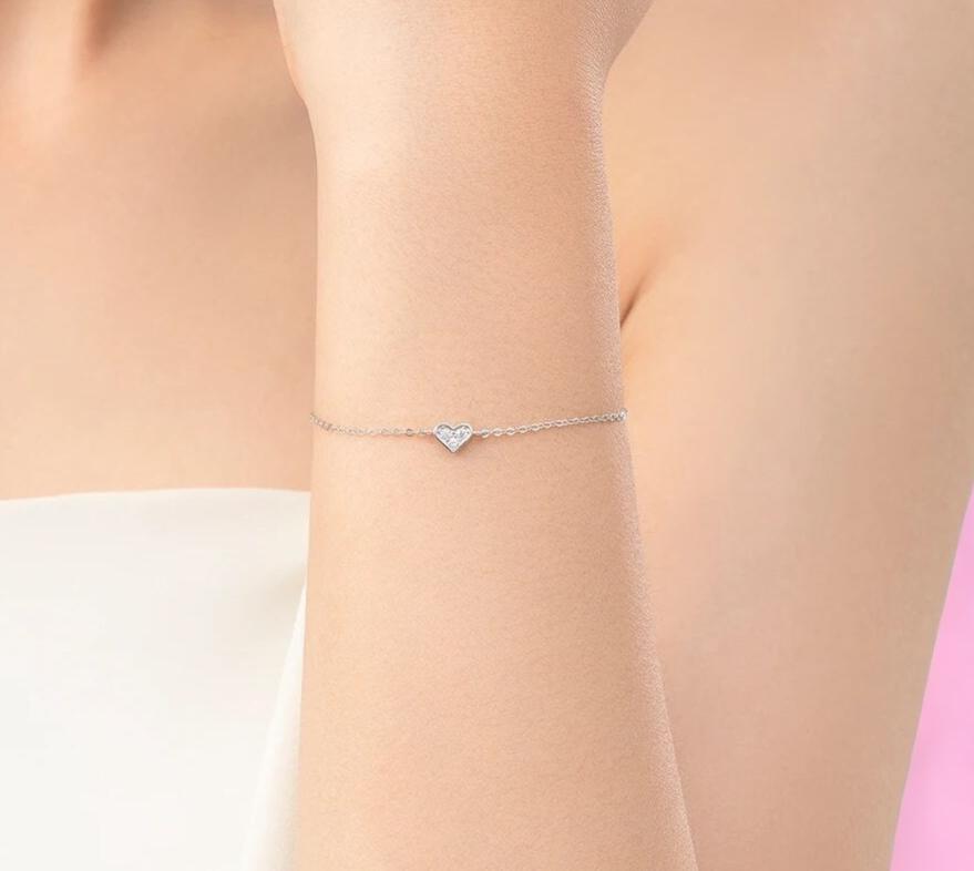 ESME Diamond Heart Sterling Silver Bracelet - Minimalist Lab
