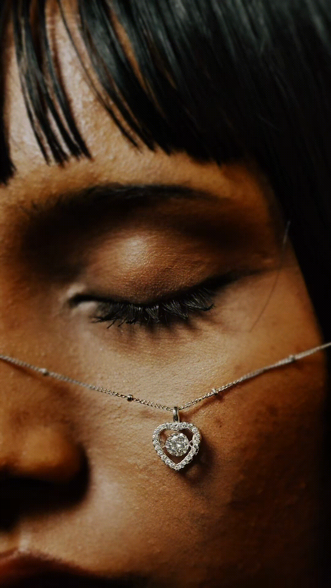 Close-up of AMBER Dancing Diamond Heart Necklace – Sparkling Cubic Zirconia