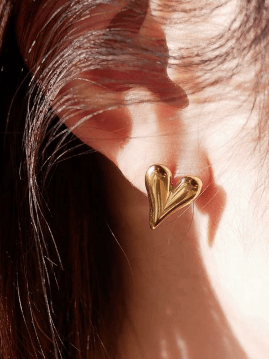 Slim Heart Stud Earrings - Minimalist Lab