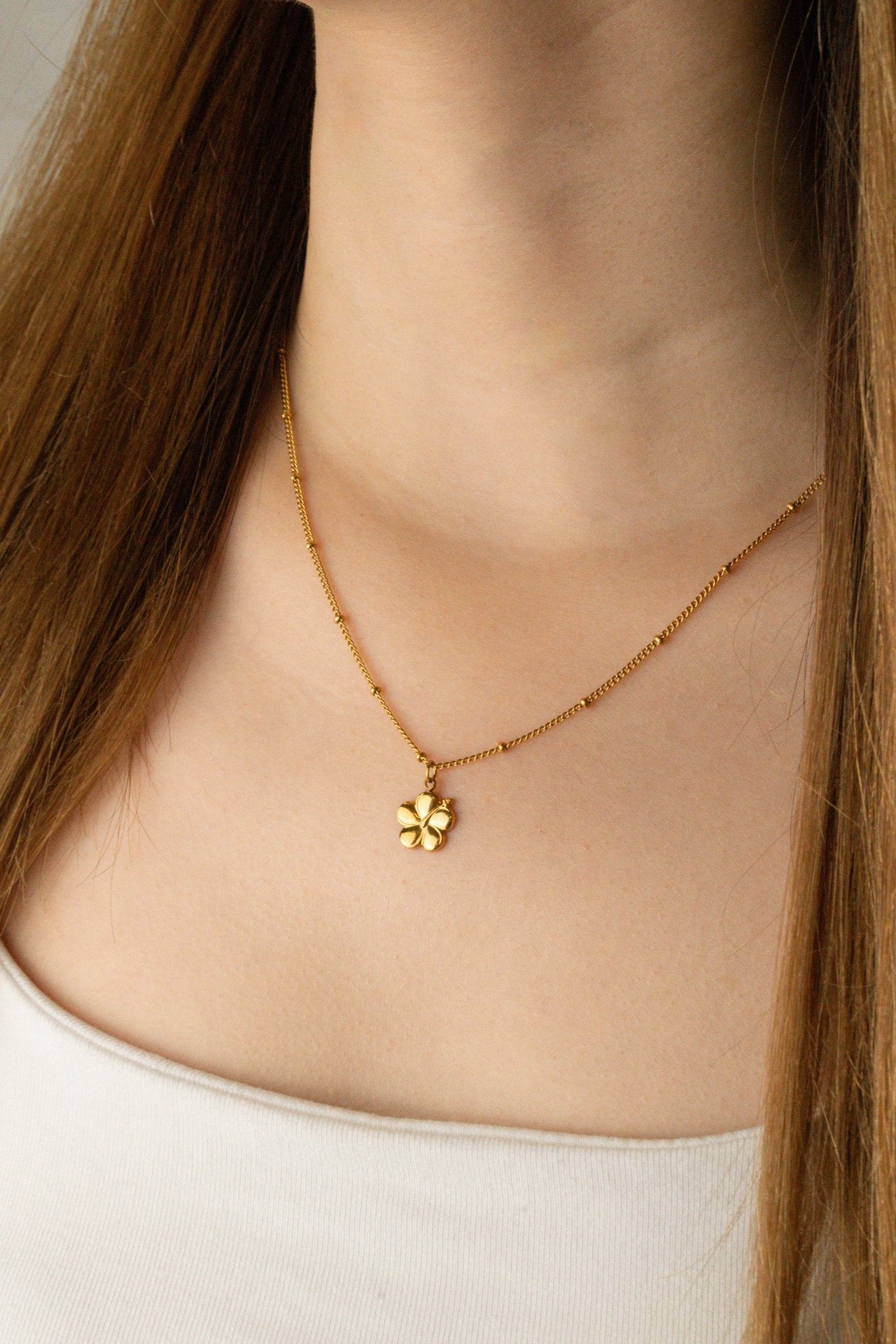 MNML x Zee Avi Hibiscus Flower Beaded Necklace - Minimalist Lab