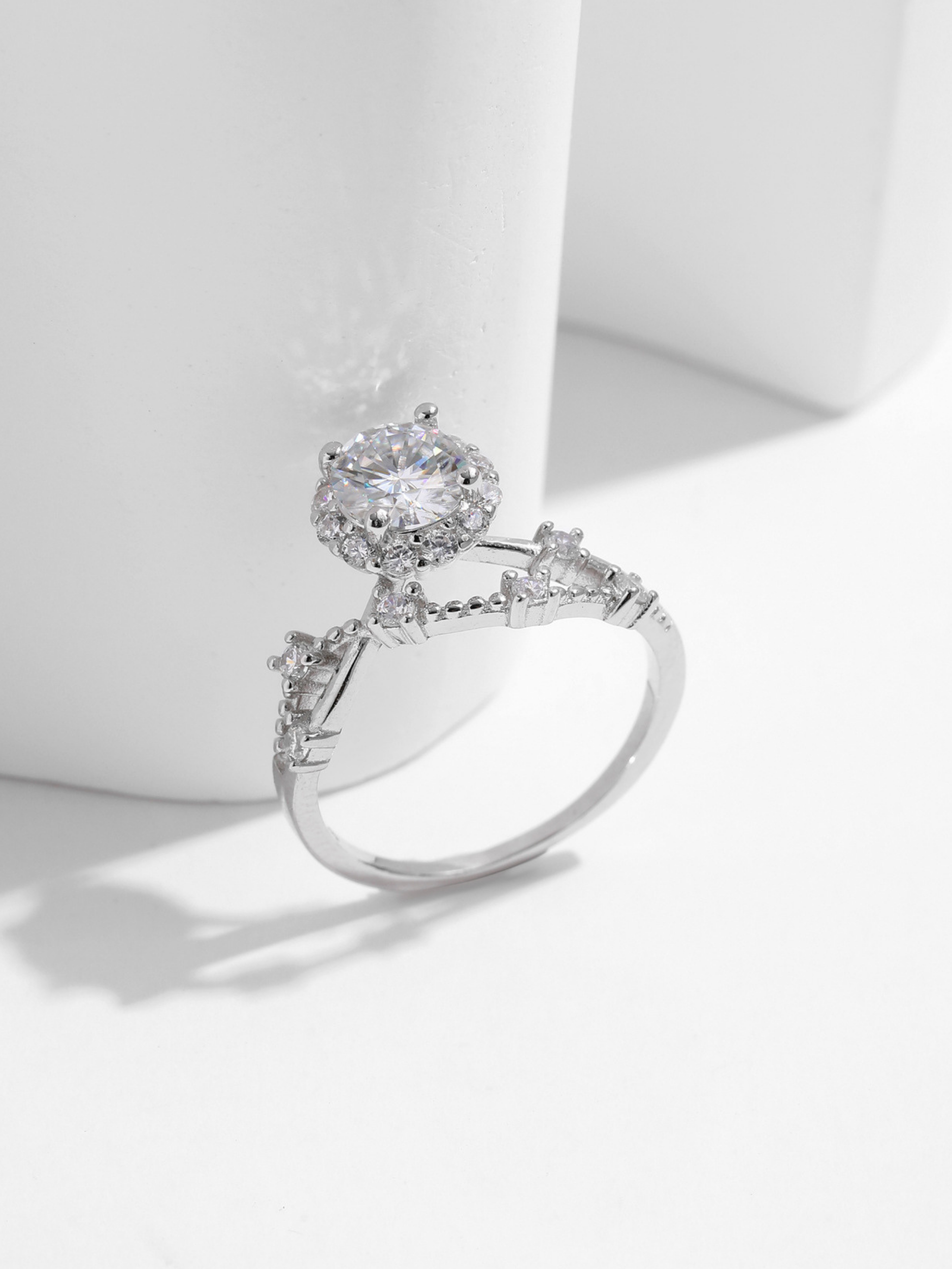0.80ct moissanite engagement ring