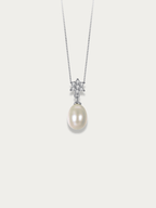 Clara Snow Pearl Necklace - Minimalist Lab