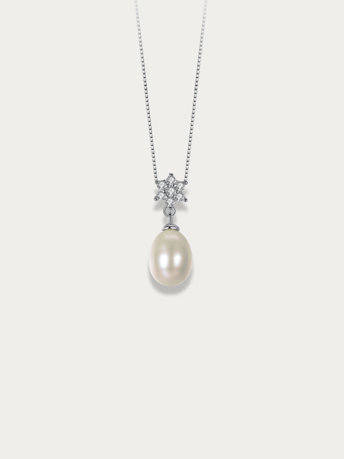 Clara Snow Pearl Necklace - Minimalist Lab
