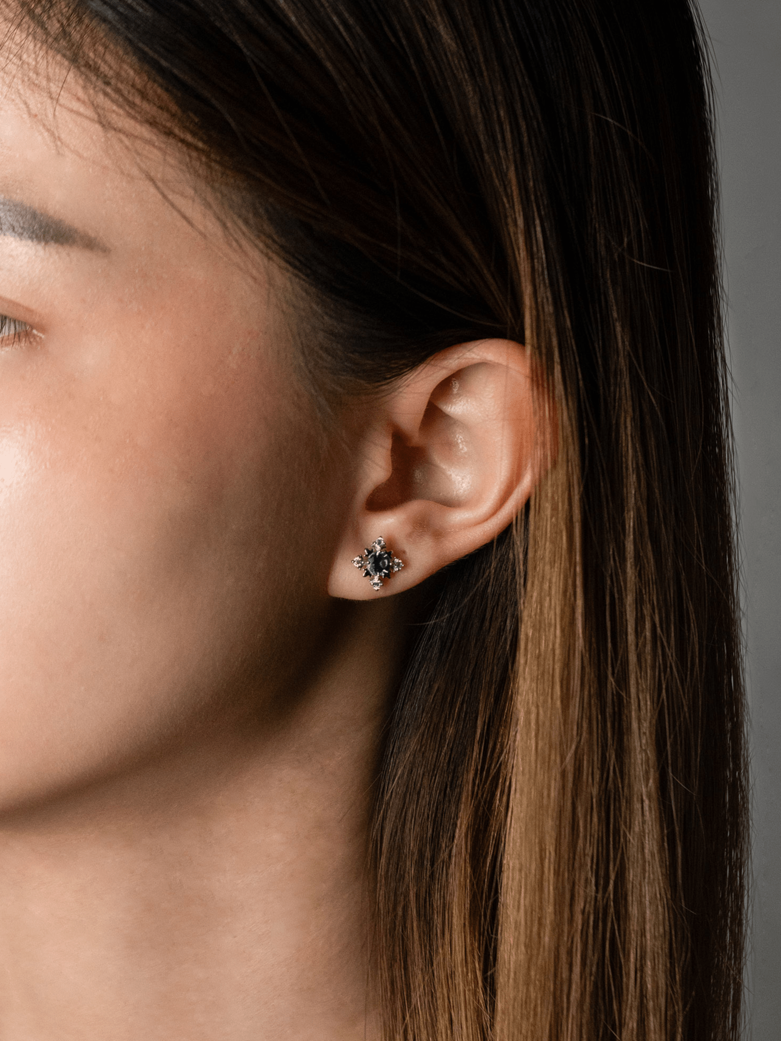 CRYSTAL Diamond Snowflake Sterling Silver Earstuds - Minimalist Lab