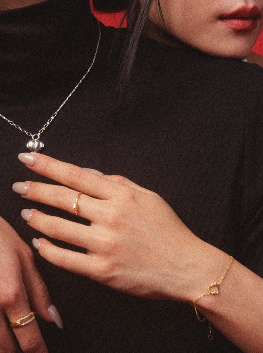 DAKOTA Dangling Solitaire Sterling Silver Ring - Minimalist Lab