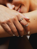 EVERLYN Petals Sterling Silver Ring - Minimalist Lab