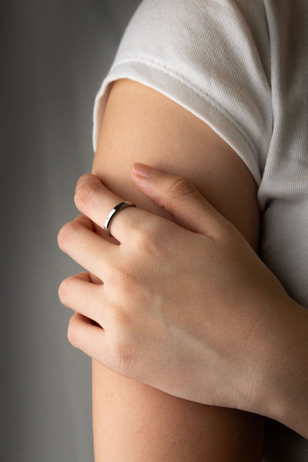 Auri Eternal Diamond Ring - Minimalist Lab