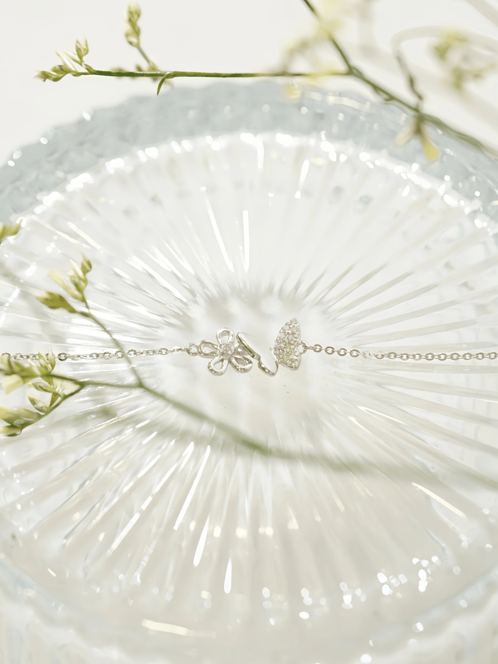 Geneva Blossom & Butterfly Bracelet - Minimalist Lab