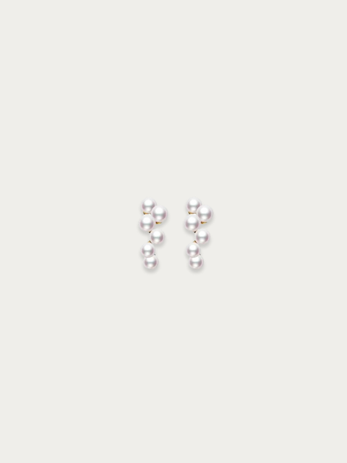 Kaela pearl earrings