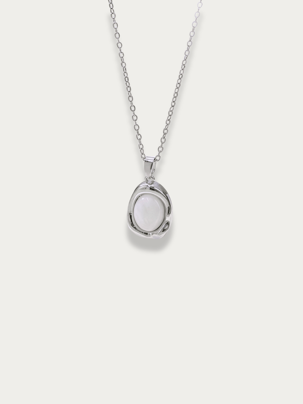 Léa Cat’s Eye Pendant Necklace - Minimalist Lab