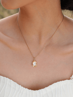 Léa Cat’s Eye Pendant Necklace - Minimalist Lab