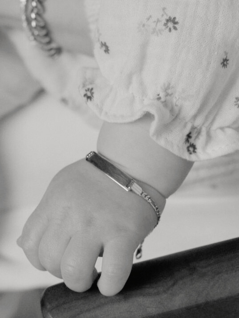 Lullaby Junior Figaro Engravable Bracelet - Minimalist Lab
