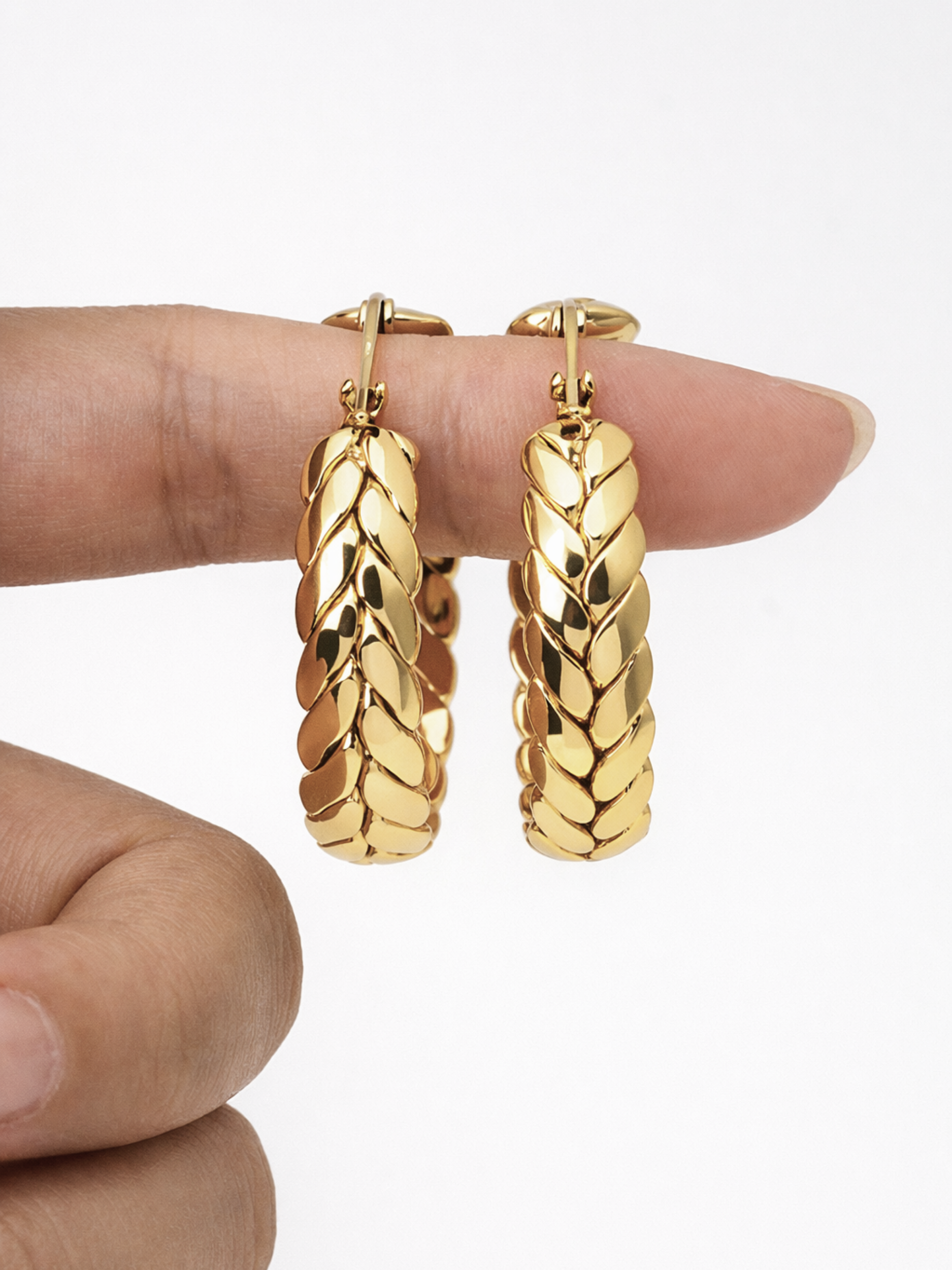 Lyla Bold Golden Wheat Hoop Earrings