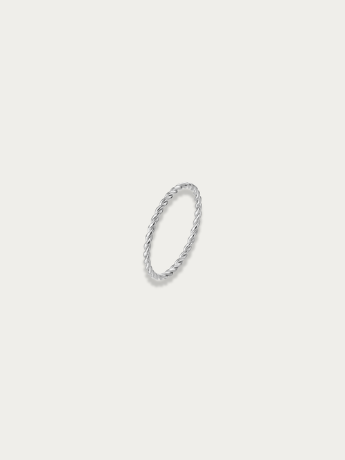 Minimal Lightweight Twist Stack Ring