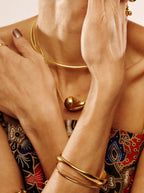 Flow Curved Bangle - Minimalist Lab