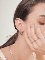 Rainnie Oval Ear Hoops - Minimalist Lab