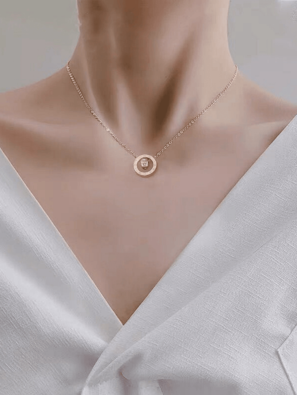 Romeo Spinning Roman Ring Necklace - Minimalist Lab