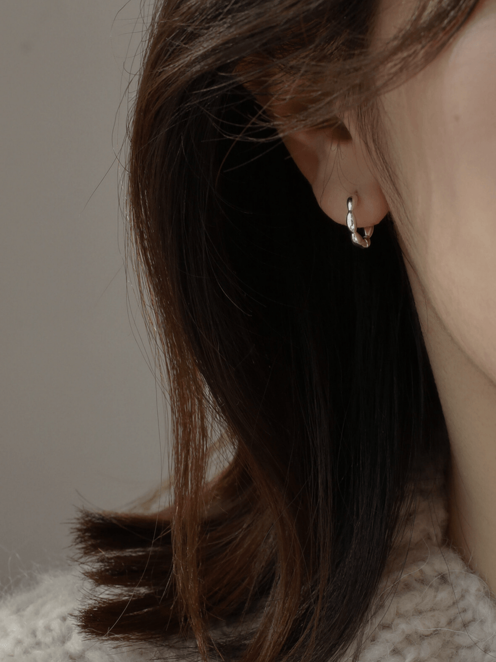 Sculpta Petal Hoop Earrings - Minimalist Lab