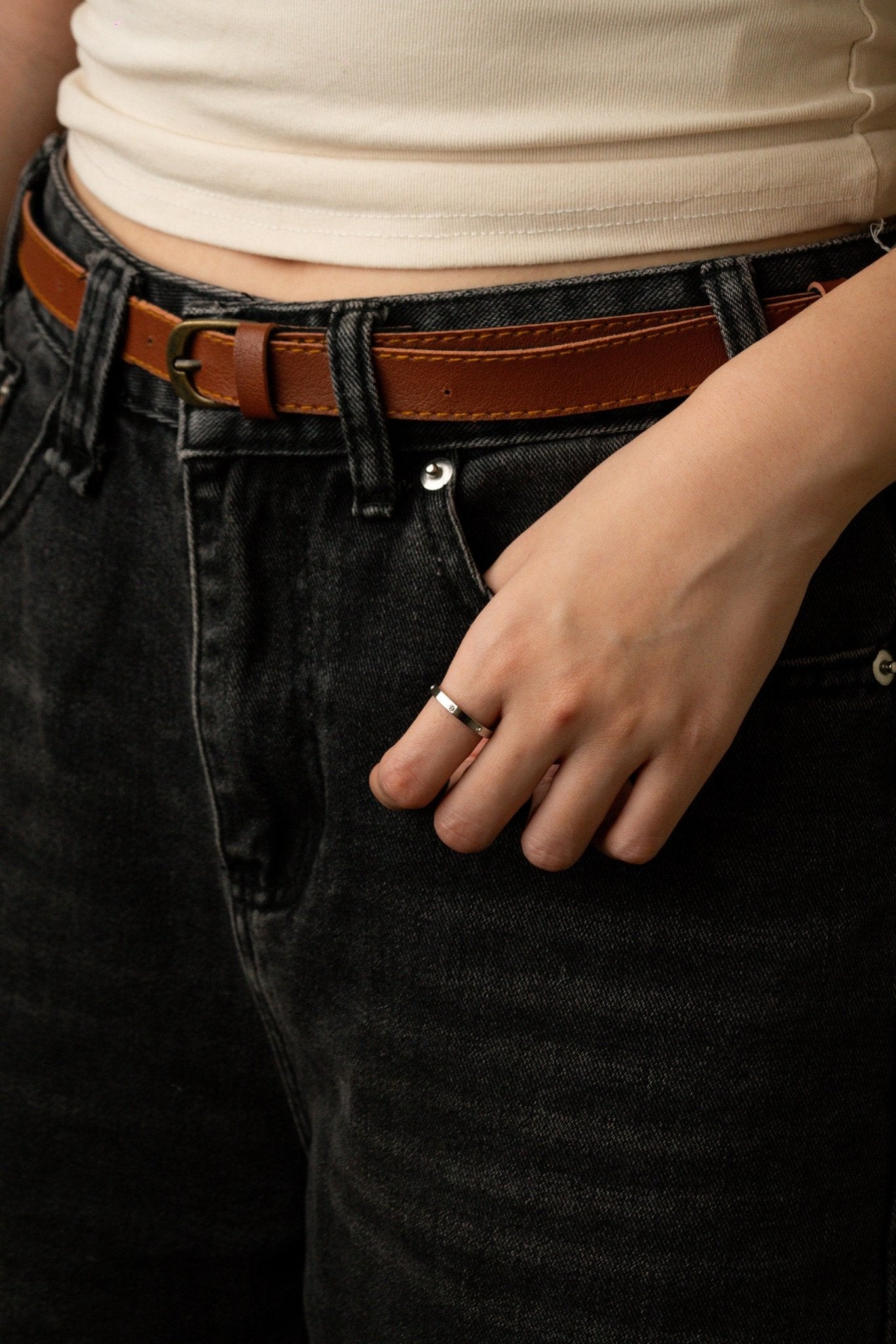 Idalia Sleek Diamonds Band Ring - Minimalist Lab