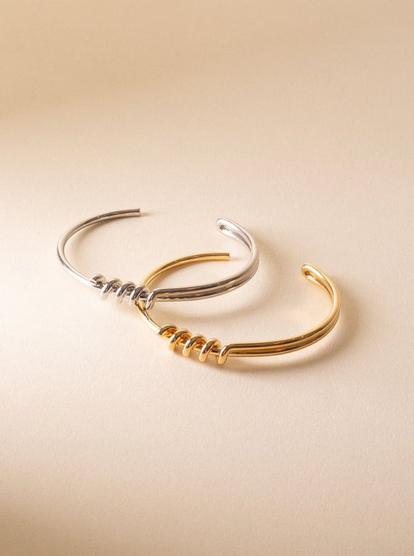 Paradox Twisted-Wire Bangle