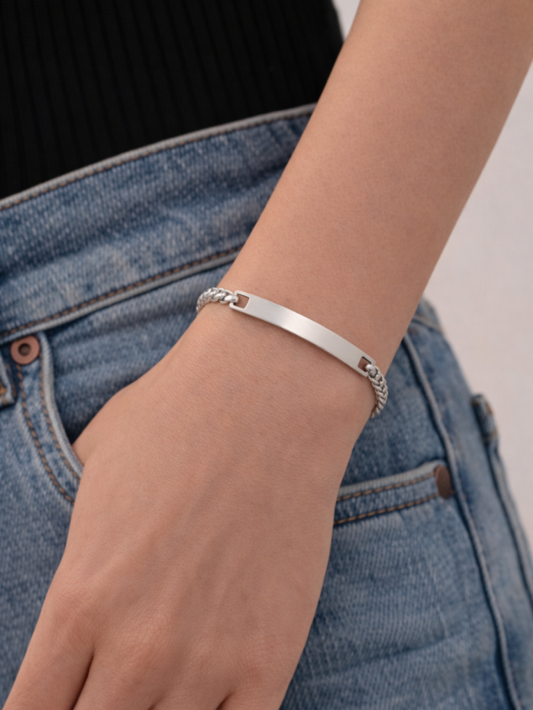 Close-up of engravable ID plate on Atlas Bracelet