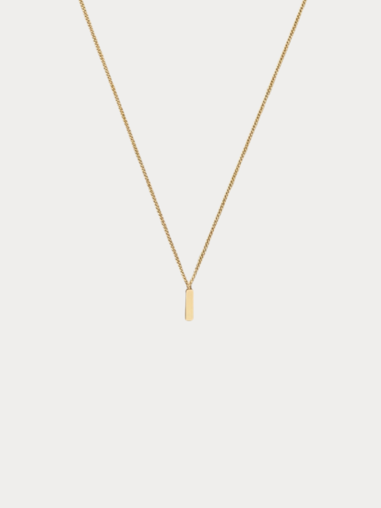 Axis Pendant Minimalist Curb Chain Necklace in gold, full length shot