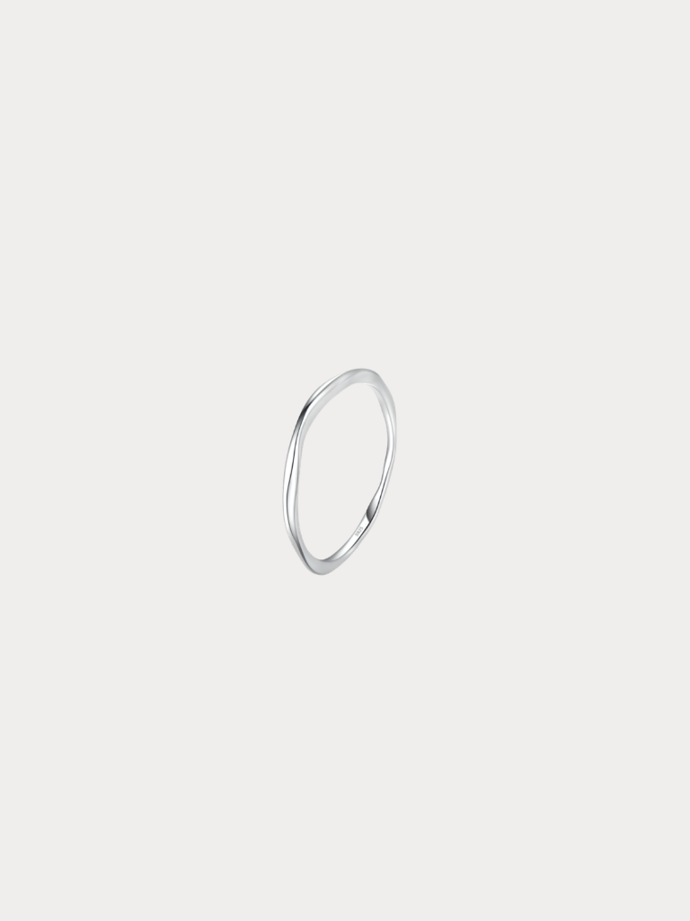 BREEZE Wavy Ring full angled view, 925 sterling silver