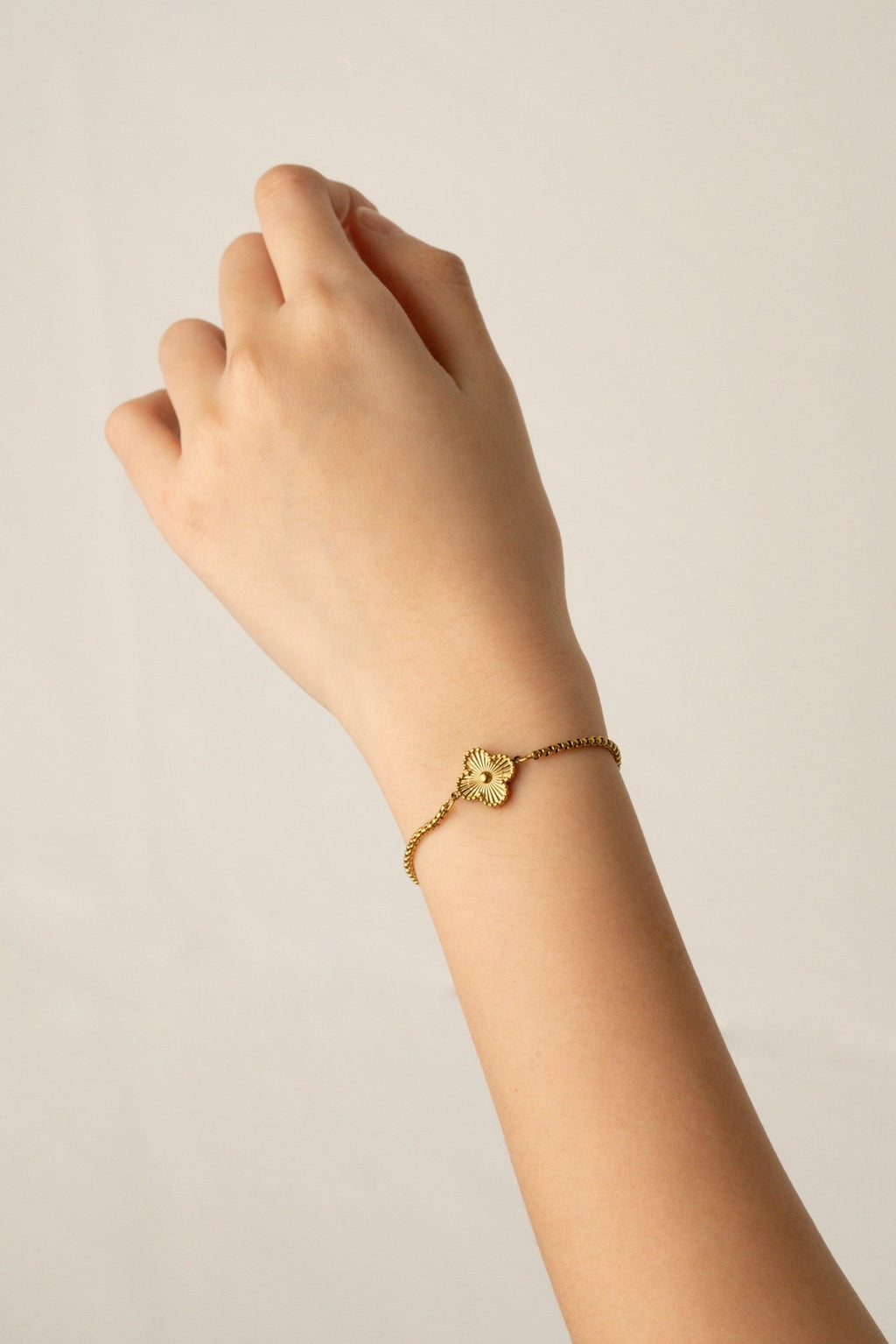 Golden Clover Duo Adjustable Bracelet - Minimalist Lab
