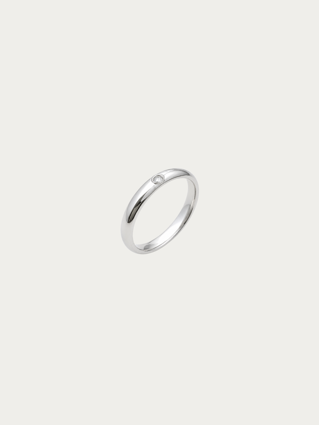 Denise Bezel Solitaire Ring in polished silver titanium