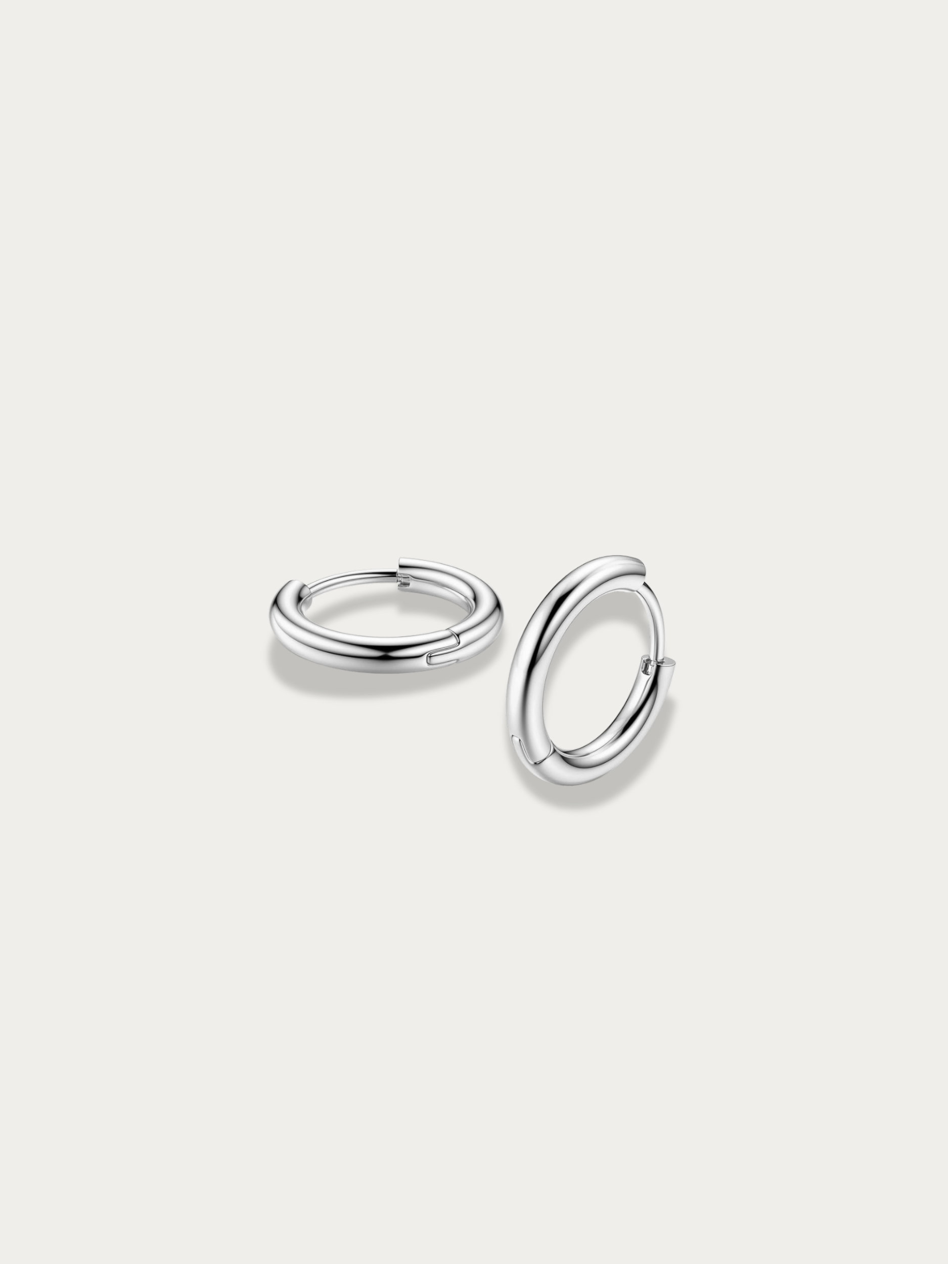 Faris 2.5mm essential huggie hoop earrings titanium