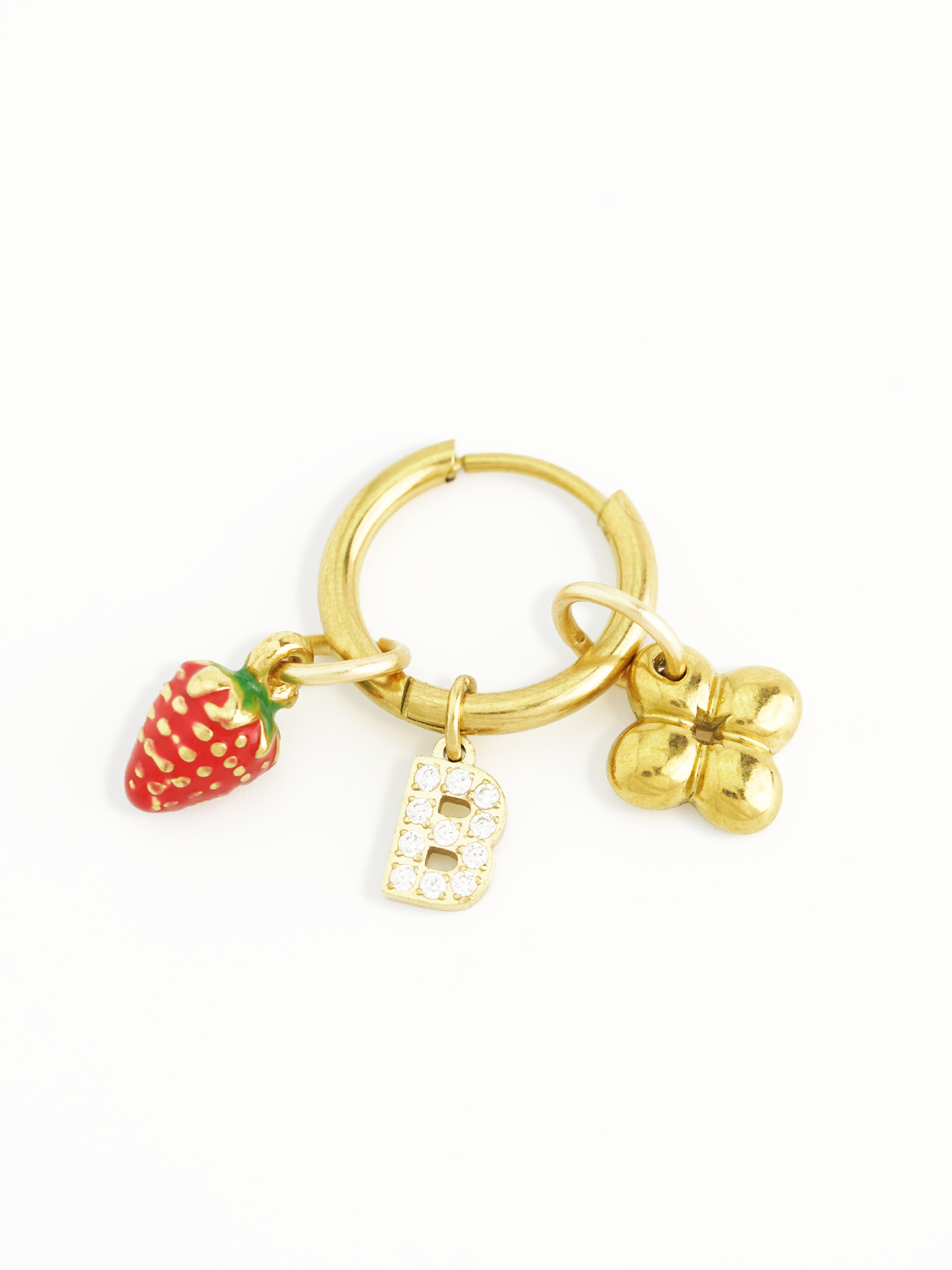 gold-initial-charm-diamond-detail