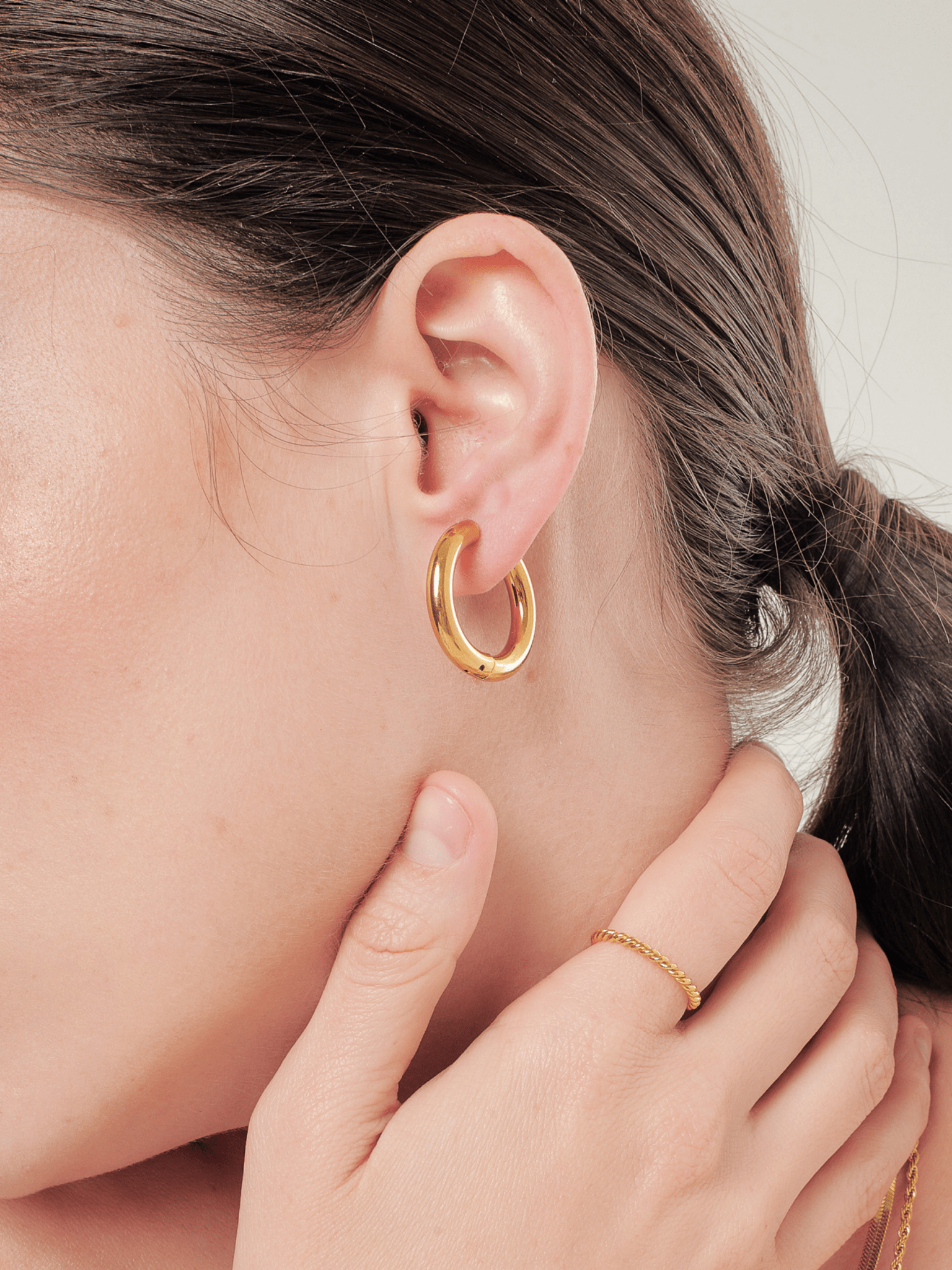 gold hoop earrings women malaysia