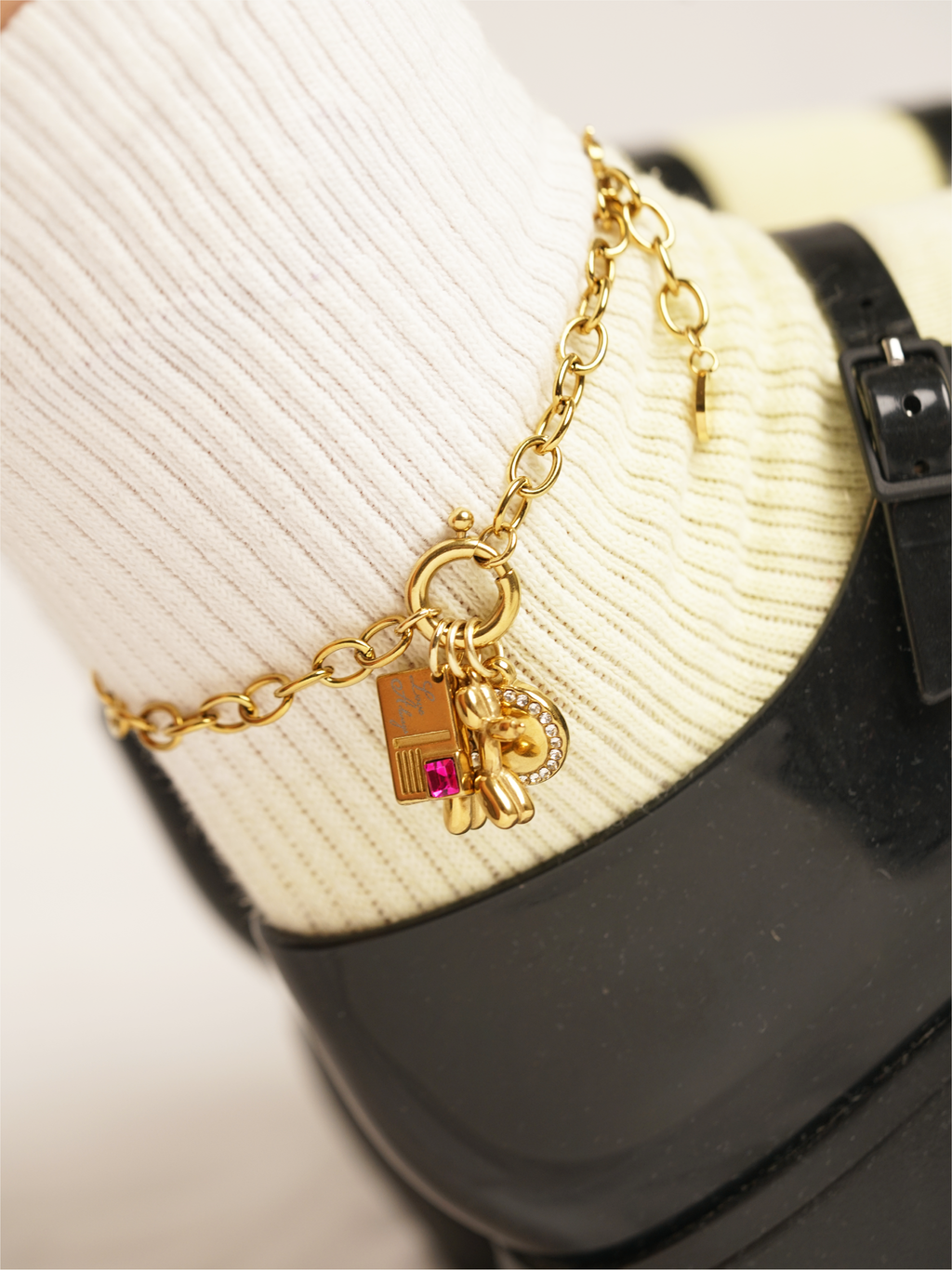 Fun balloon dog charm gold plated for everyday wear