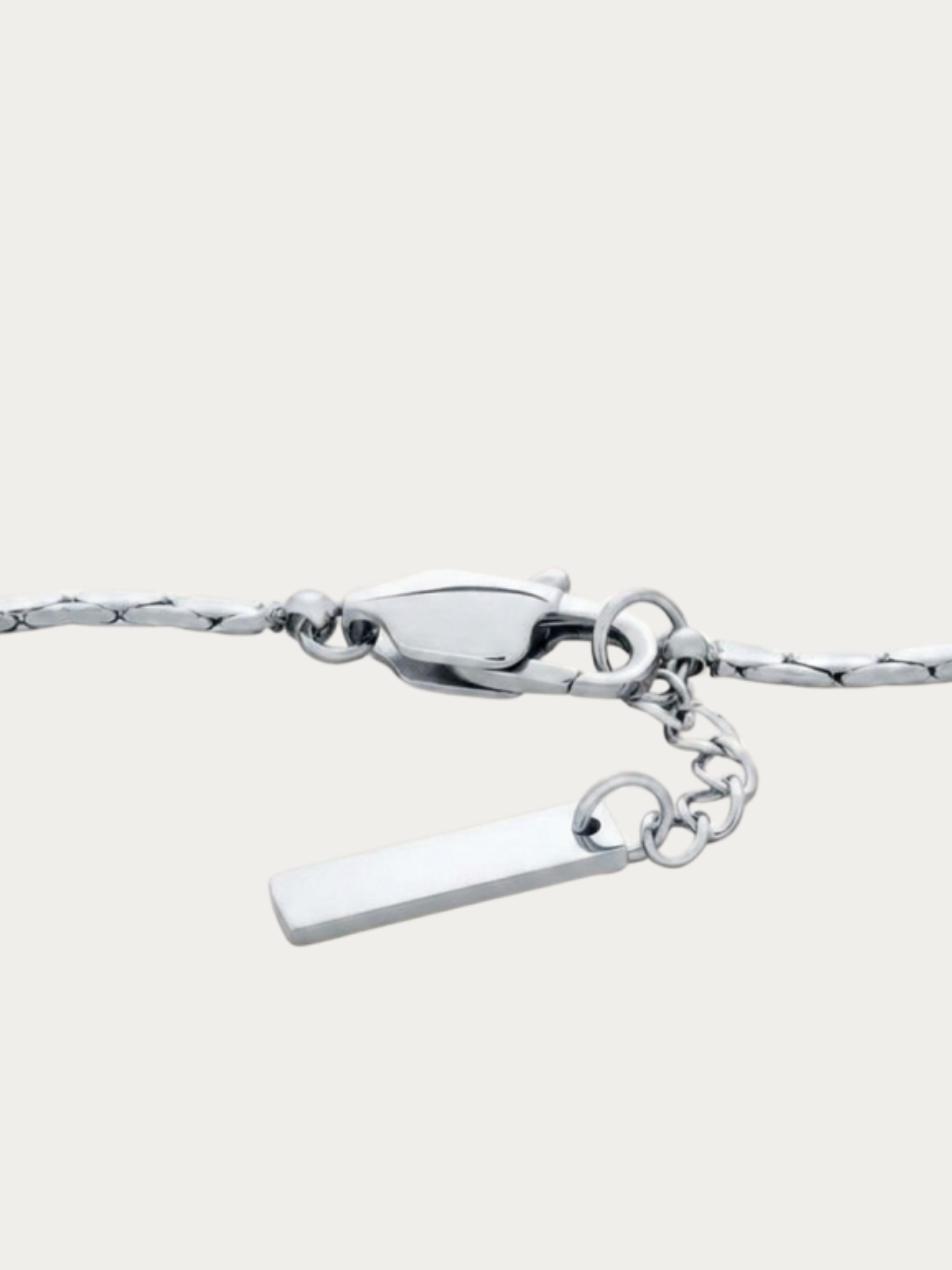 Close-up of Minimalist Wheat Chain Bracelet clasp