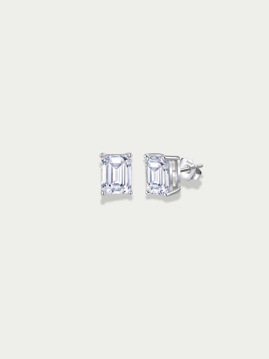 Alix Eternal Brilliance Stud Earring – Baguette Cut, 925 sterling silver