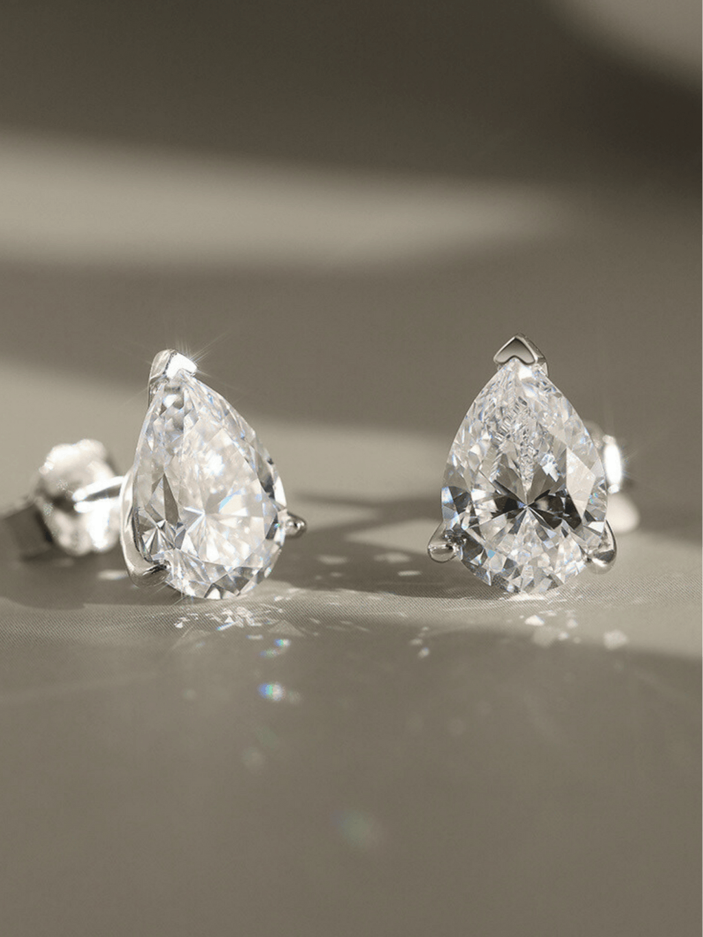 Close-up of 8A cubic zirconia facets on Aurélie earring