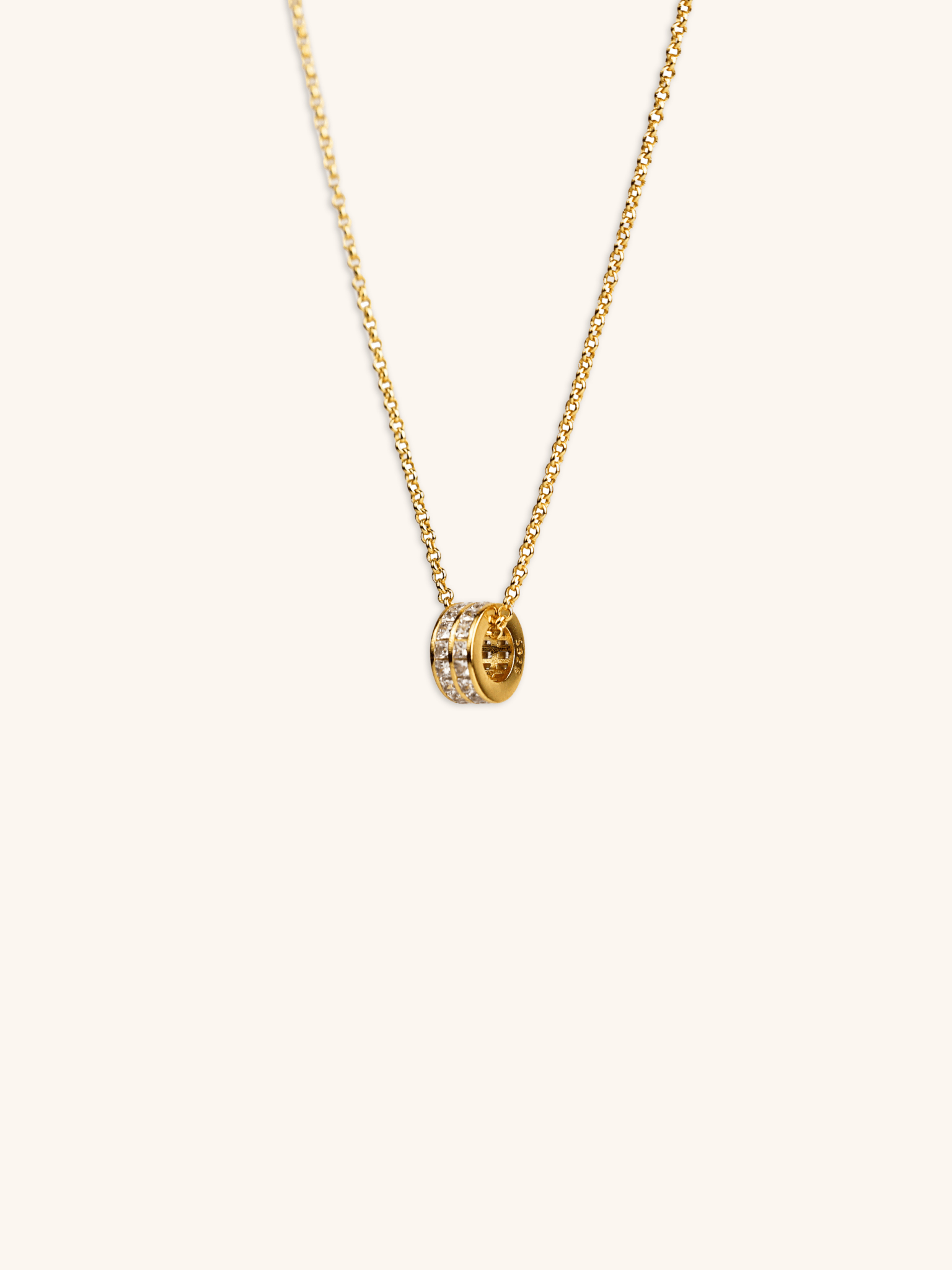 DANIELLE Rolling Stones Necklace in Gold finish