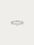 Élise Tiny Pearl Ring in 925 sterling silver