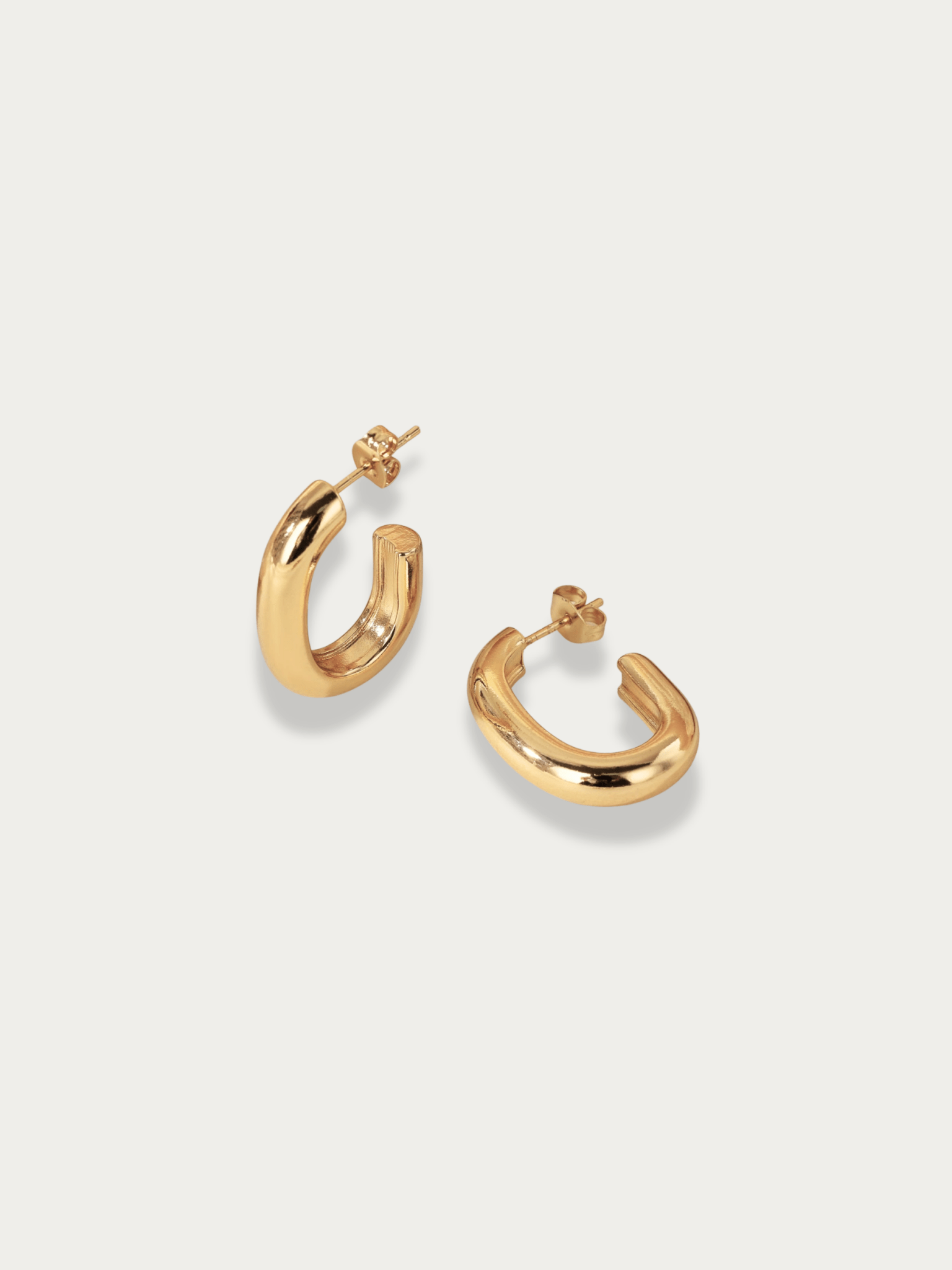 Gaia Chunky G-Shaped Earrings in Gold finish