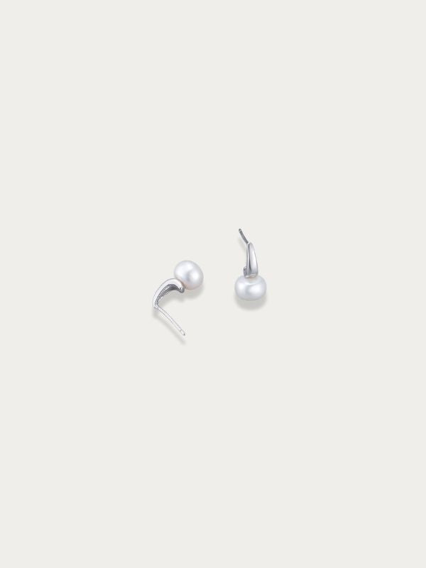 Iris Purepearl Earrings in 925 sterling silver with natural pearl